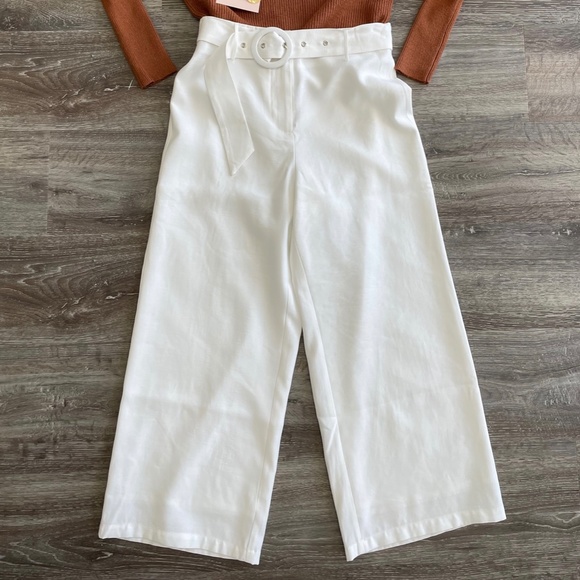 Lucy Paris White belted pant - Picture 2 of 3
